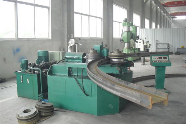 趕緊收藏！型材彎曲機(jī)應(yīng)用的優(yōu)勢(shì)介紹